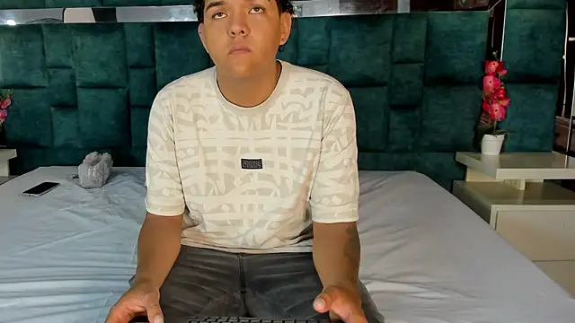  bonnyandclyde online show from 04-10-26, 01:40