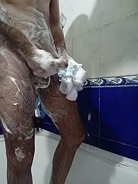 Chik03 online show from 03-05-26, 09:22