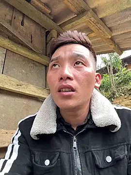 sanu551 online show from 12-20-25, 04:15