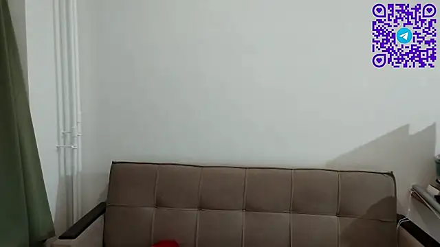 Snapshot of ArianeRandy chatting on 02-15-26, 05:01 ArianeRandy online show from 02-15-26, 05:01