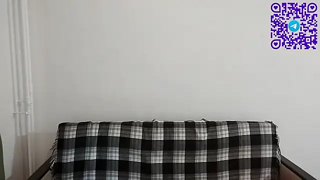 Snapshot of ArianeRandy chatting on 02-23-26, 03:01 ArianeRandy online show from 02-23-26, 03:01