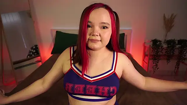 Snapshot of Rose_Luvv chatting on 12-05-25, 07:18 Rose Luvv online show from 12-05-25, 07:18