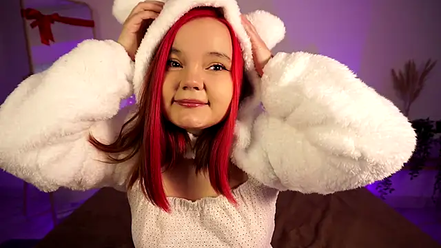 Snapshot of Rose_Luvv chatting on 12-20-25, 07:22 Rose Luvv online show from 12-20-25, 07:22