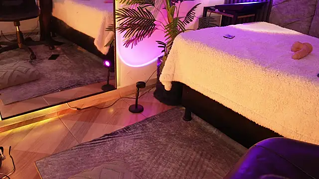 Snapshot of amberthangelss chatting on 02-28-26, 01:11 amberthangelss online show from 02-28-26, 01:11