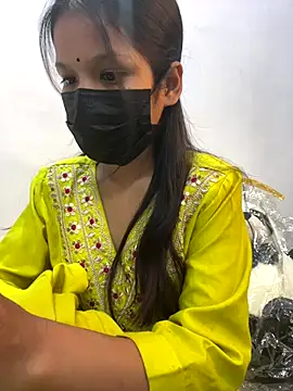 Triptii 0 online show from 12-17-25, 04:23