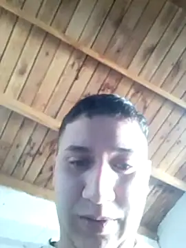 Snapshot of Alvarezz0202 chatting on 07-07-26, 05:27 Alvarezz0202 online show from 07-07-26, 05:27
