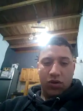 Alvarezz0202 online show from 05-25-26, 03:50