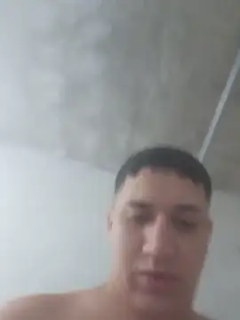 Alvarezz0202 online show from 05-09-26, 11:19