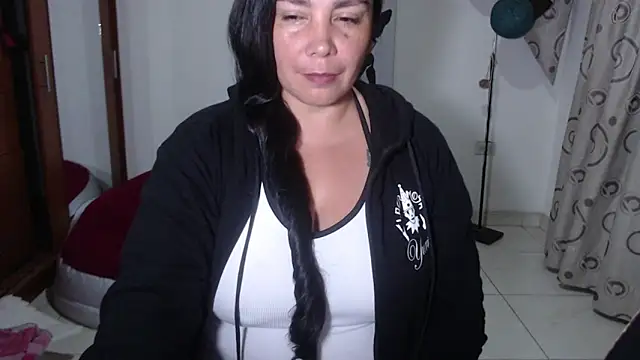 vivian-milf online show from 02-26-26, 02:00