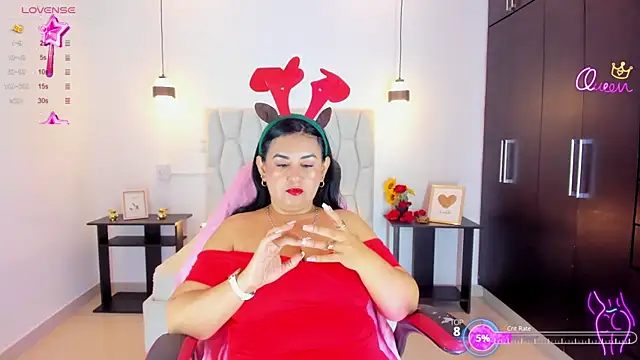 elenamilf online show from 12-19-25, 02:08