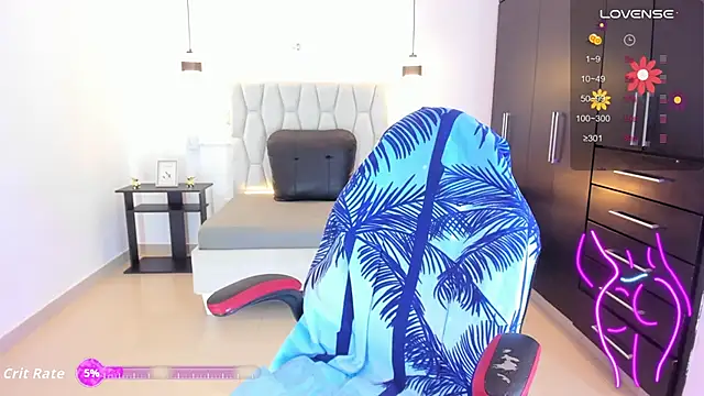 elenamilf online show from 01-14-26, 07:17