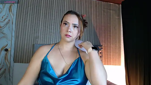 Karla Ferrer x online show from 07-06-26, 02:35