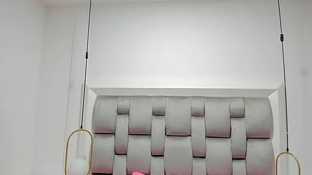 Snapshot of gaby_smit__ chatting on 02-23-26, 11:33 gaby smit online show from 02-23-26, 11:33