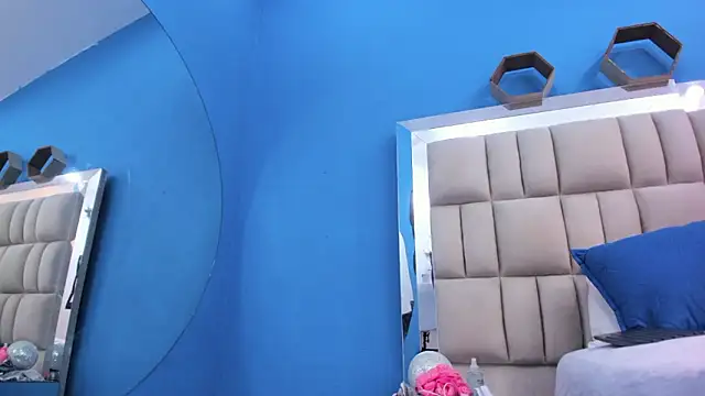 melany love0 online show from 03-24-26, 01:33