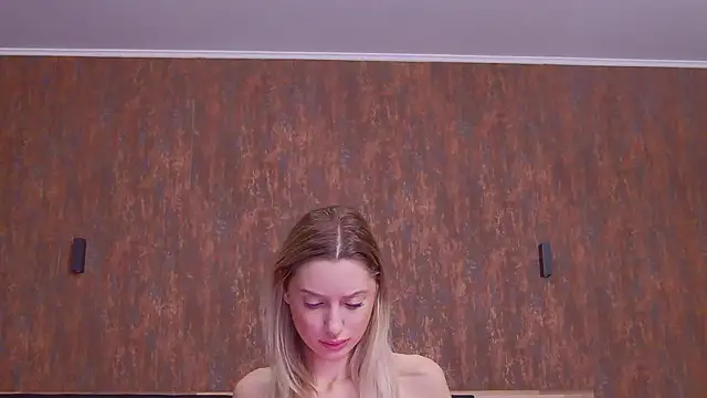 SilviaPastori online show from 12-03-25, 05:30