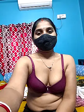 Snapshot of adite20 chatting on 11-26-25, 10:37 adite20 online show from 11-26-25, 10:37