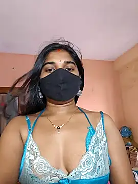 Snapshot of adite20 chatting on 06-14-26, 04:35 adite20 online show from 06-14-26, 04:35
