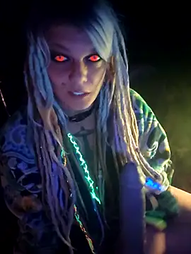 Horny hippie online show from 10-31-25, 05:15