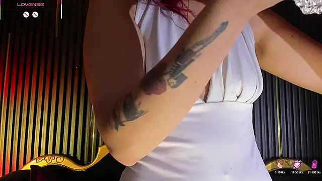 LolyYunno online show from 04-19-26, 02:12