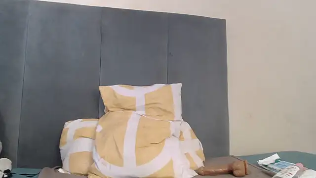 Chocolatebae86 online show from 02-04-26, 07:03