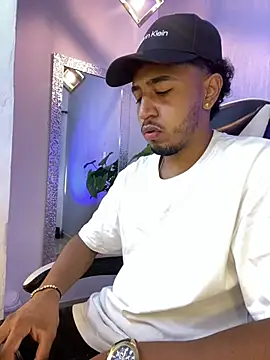 Brand Collins online show from 04-12-26, 01:36