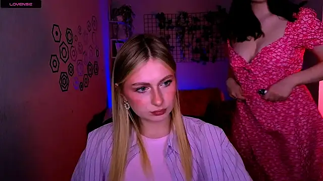 mary meow hot online show from 05-23-26, 07:24