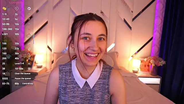 RoxieRay online show from 06-06-26, 02:11
