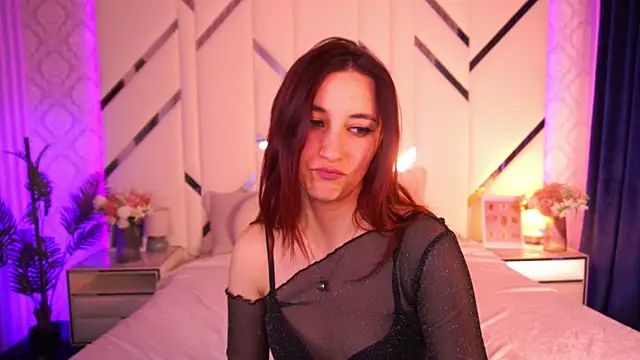 RoxieRay online show from 05-15-26, 01:42