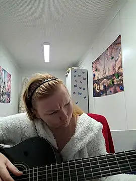 Snapshot of JenyJansy chatting on 01-06-26, 06:56 JenyJansy online show from 01-06-26, 06:56