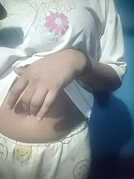 Juliekhan 98 online show from 12-03-25, 04:39