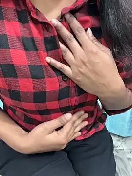 Juliekhan 98 online show from 11-29-25, 08:36