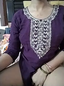 Snapshot of RASHMI_SHARMA9 chatting on 07-14-26, 05:52 RASHMI SHARMA9 online show from 07-14-26, 05:52