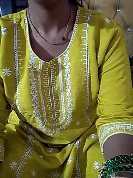 RASHMI SHARMA9 online show from 02-15-26, 11:42