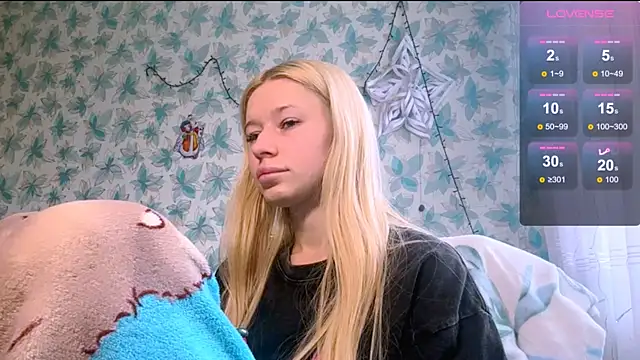 Snapshot of Barbie_Blondie chatting on 03-26-26, 10:02 Barbie Blondie online show from 03-26-26, 10:02