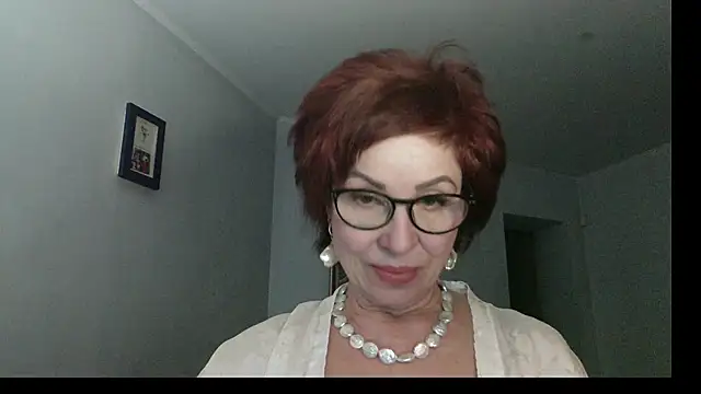 Kelly Flurr online show from 12-19-25, 07:00