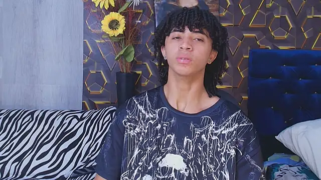 kim curlyy online show from 07-15-26, 03:08