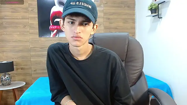 Michaelkoiv online show from 11-29-25, 12:27