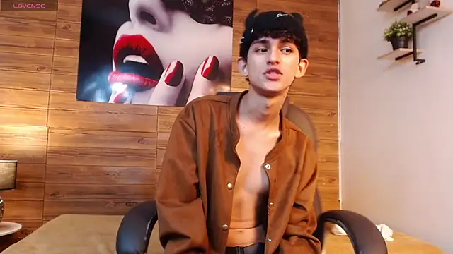 Michaelkoiv online show from 01-05-26, 05:49