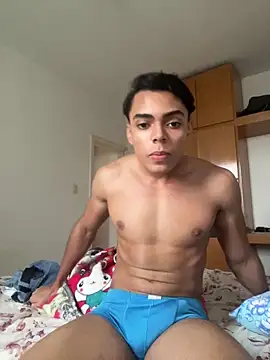 Snapshot of angeldan_ chatting on 11-25-25, 06:52 angeldan online show from 11-25-25, 06:52