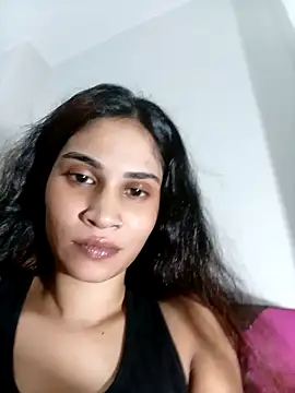 Miss-Perfection online show from 04-21-26, 05:52