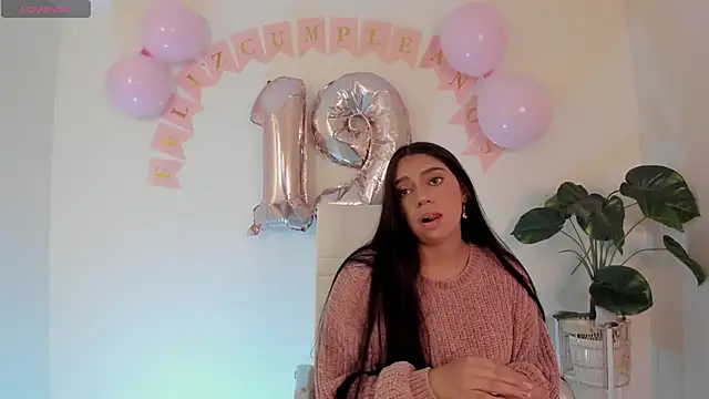 luna cute   online show from 02-23-26, 07:47