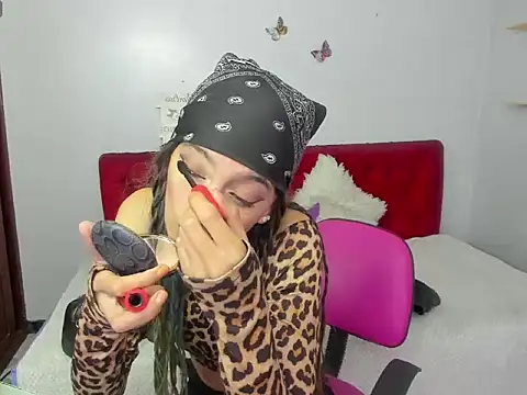 Dark Dominika online show from 12-19-25, 01:35