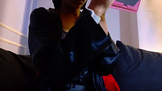 GenesisJordan online show from 12-17-25, 11:59