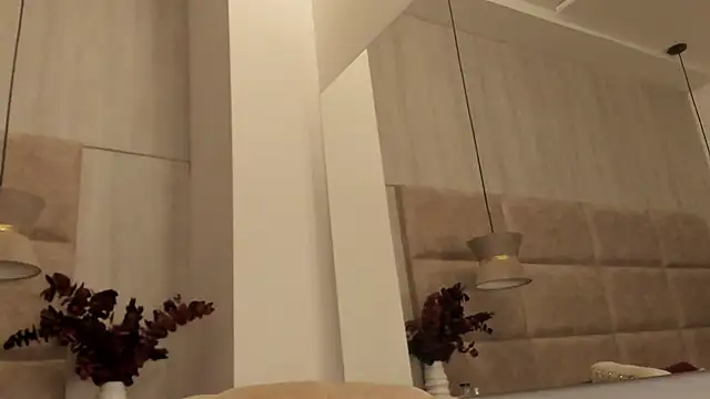 GenesisJordan online show from 04-07-26, 08:54