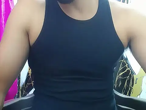 simonm667 online show from 02-06-26, 07:43