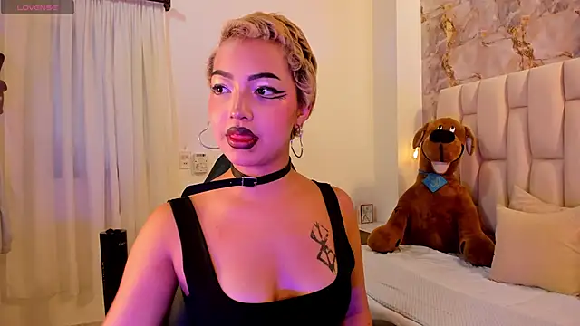 sussy lonndun online show from 12-22-25, 08:42