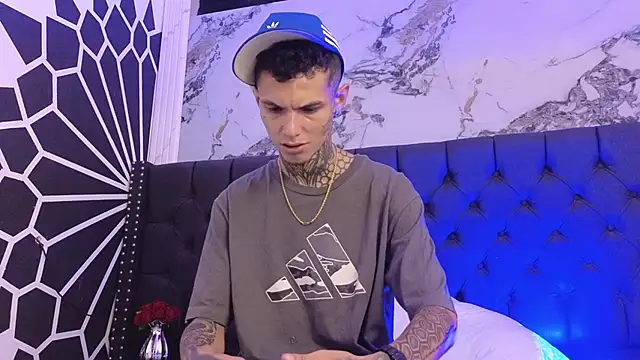 Paulo 527 online show from 03-27-26, 03:59