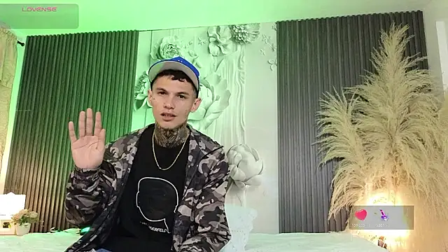 Paulo 527 online show from 03-12-26, 12:20