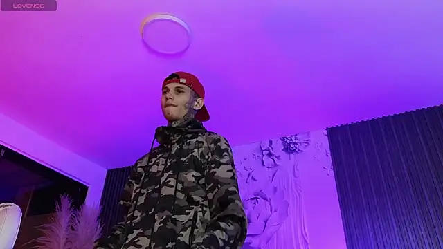 Paulo 527 online show from 02-08-26, 05:27