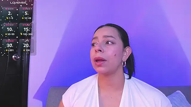 jimena chic1 online show from 03-25-26, 02:05